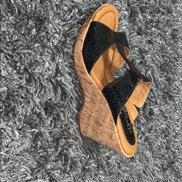 Black & brown wedges - Picture 4 of 7